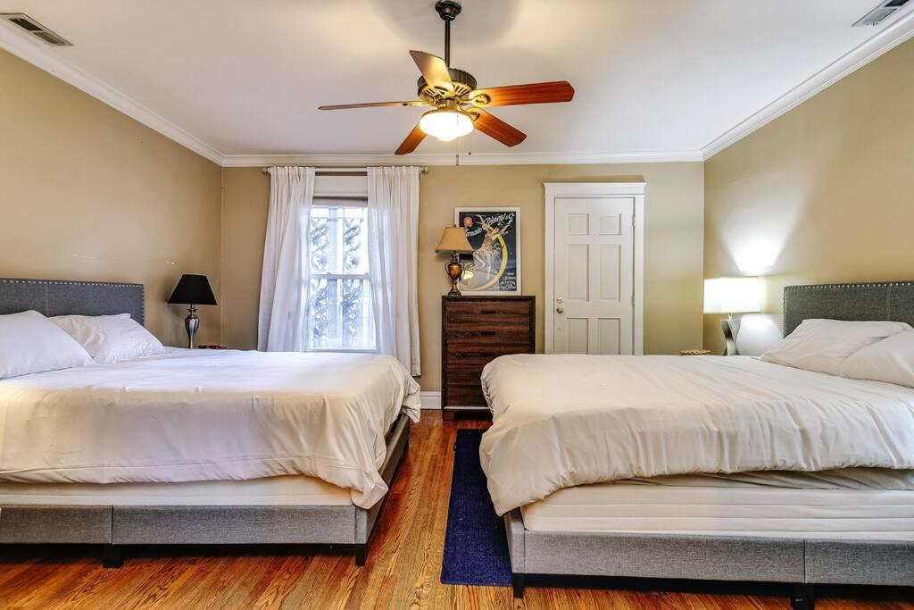 דירות שיקגו Historic And Unique Brownstone In Gold Coast - Downtown - 3 מראה חיצוני תמונה